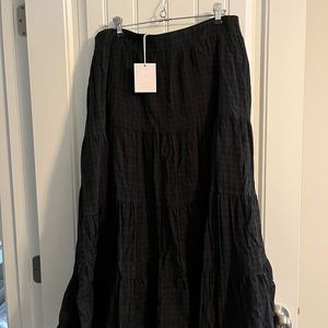 Black and Dark Gray Lauren Conrad skirt. XXL